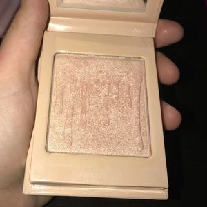 Kylie cosmetics cotton candy cream highlighter
